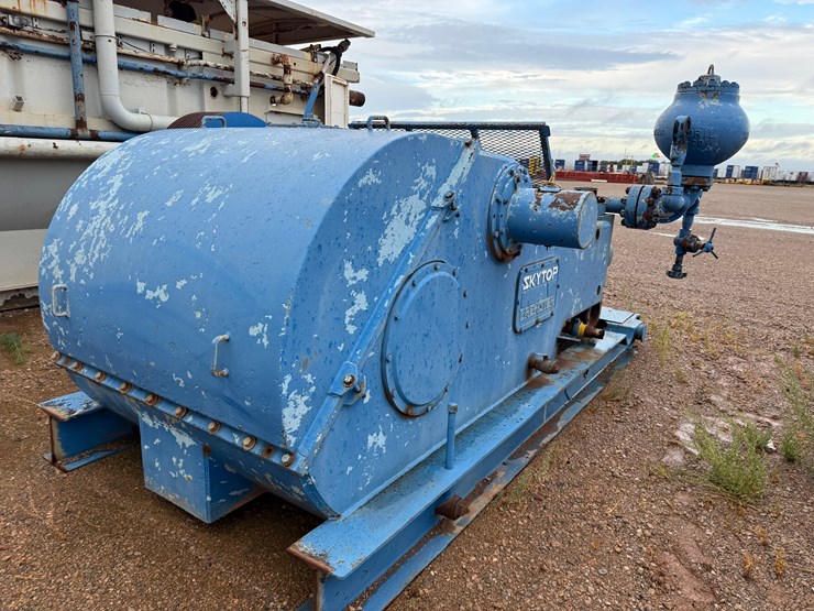 skytop-brewster-1600-triplex-mud-pump-image-7