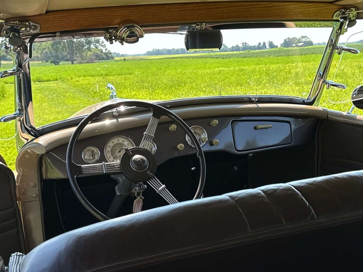 1935-ford-deluxe-phaeton-image-89