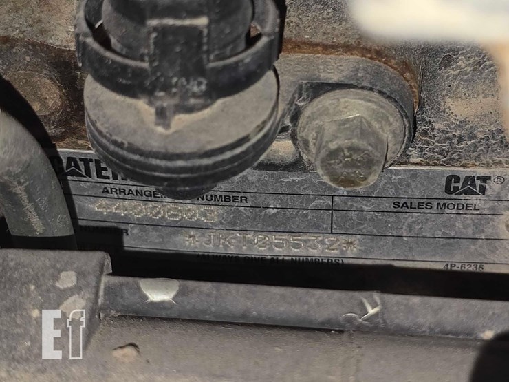 2018-caterpillar-tl1055d-image-22