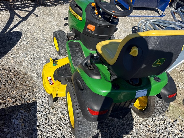 john-deere-e180-image-4