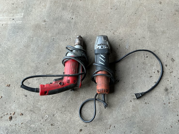 #111-•-milwaukee-0300-20-1/2"-corded-drill-and-black-&-decker-bdeg400-4.5"-angle-grinder-image-1