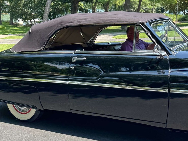 1951-mercury-eight-convertible-coupe-image-4