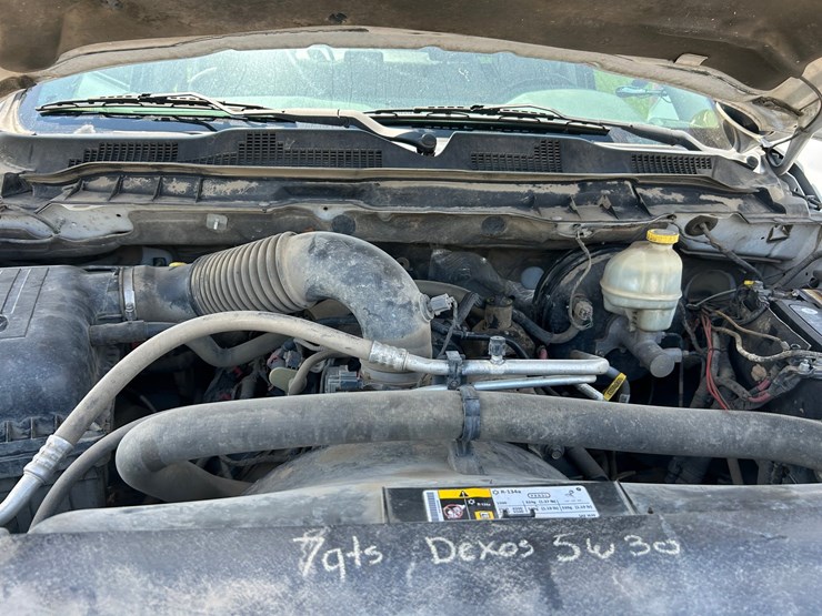 2014-dodge-1500-image-35
