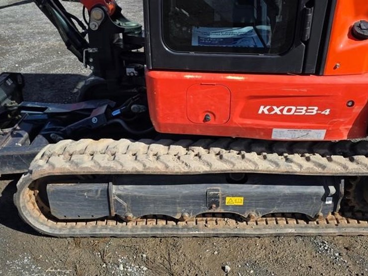 2025-kubota-kx033-4-image-14