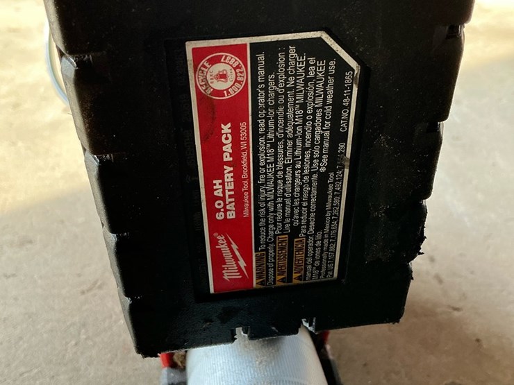 #108-•-milwaukee-m18-cordless-tool-lot:-2706-20-hammer-drill,-2646-20-grease-gun,-48-59-1808-rapid-charger-&-batteries-image-12