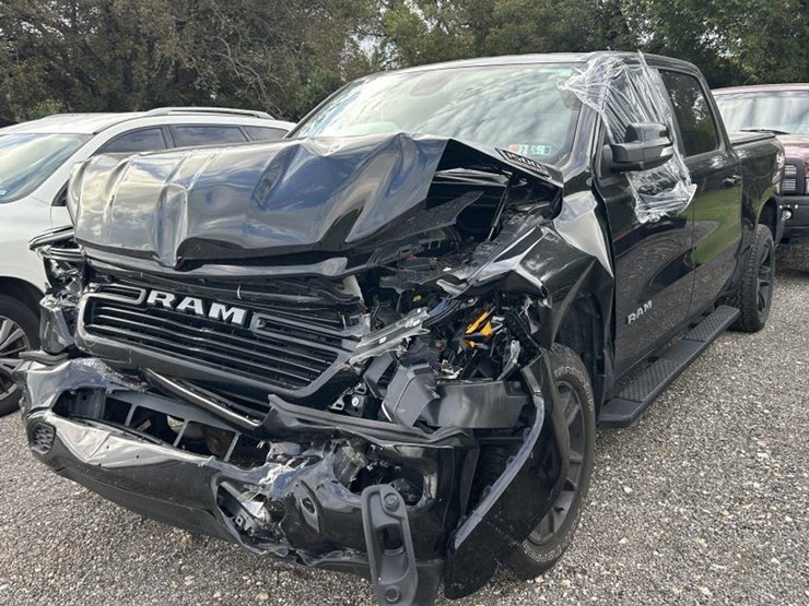 2020-dodge-ram-1500-image-1