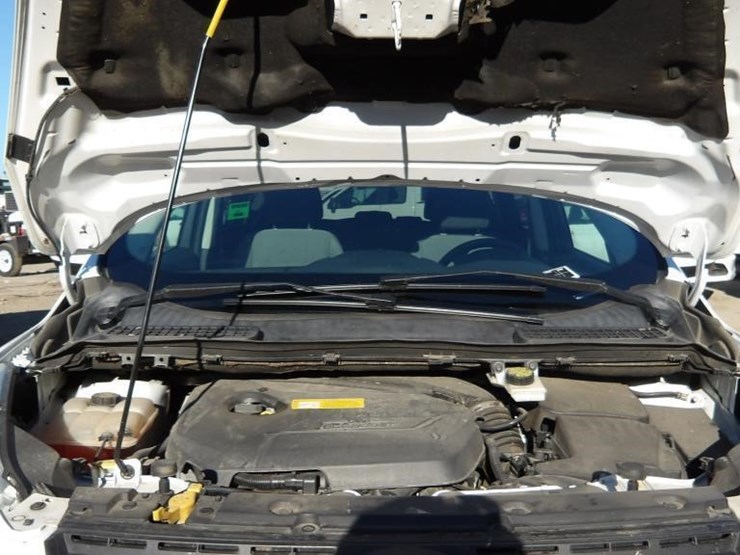 2015-ford-escape-image-9