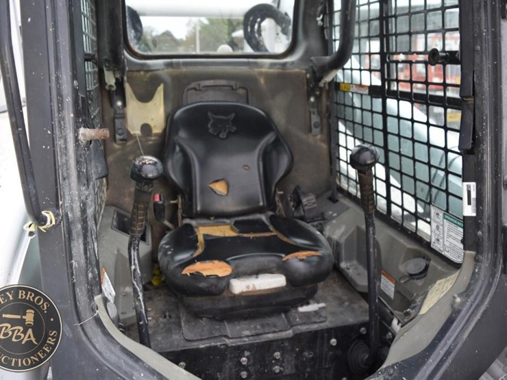 2019-bobcat-t770-image-41