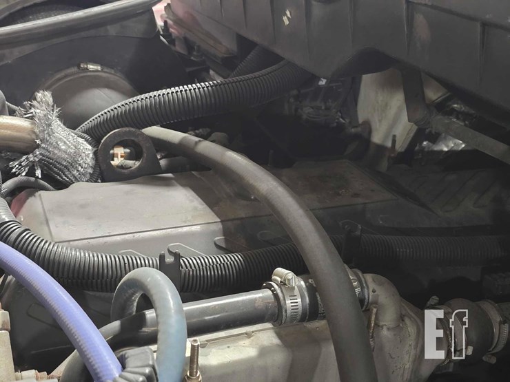 2010-international-durastar-4300-image-24