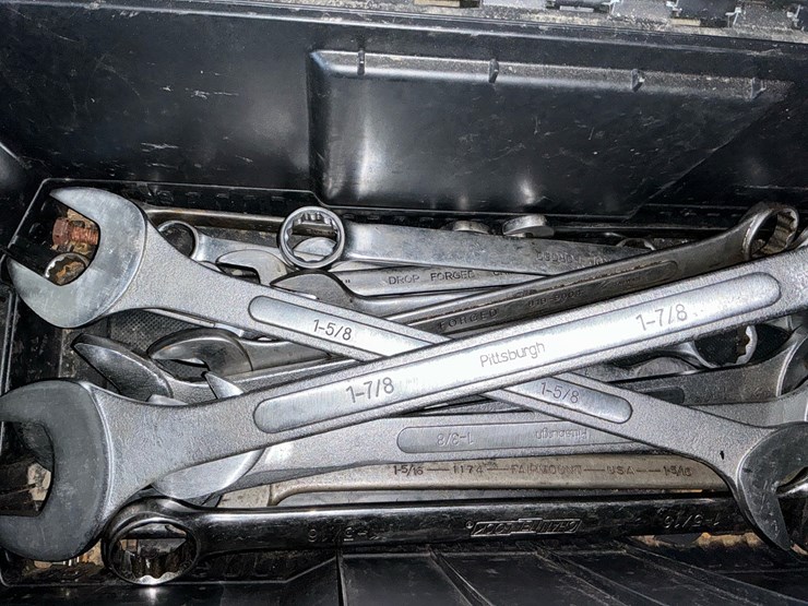 #103-•-assorted-large-combination-&-open-end-wrenches-with-plastic-tool-box-image-5