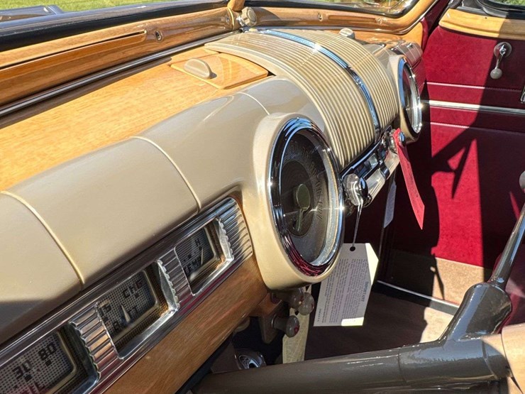 1947-ford-super-deluxe-sportsman-image-165