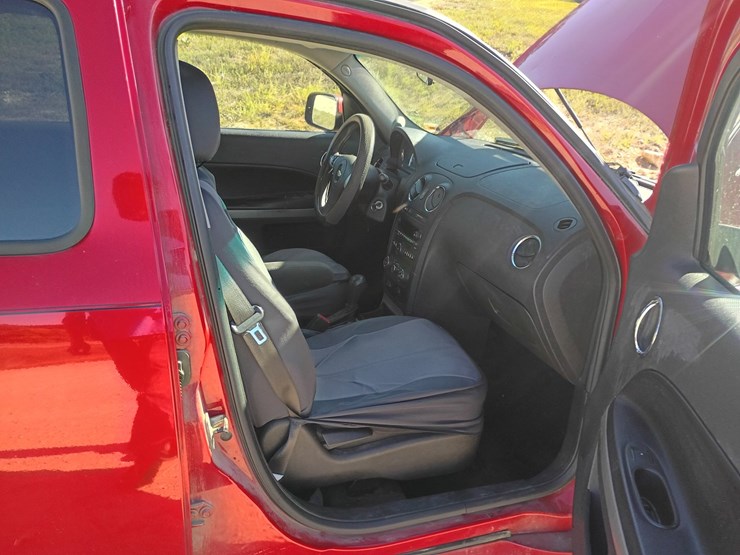 2011-chevrolet-hhr-image-28