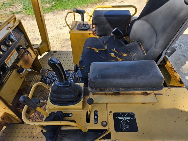 caterpillar-d3c-image-32