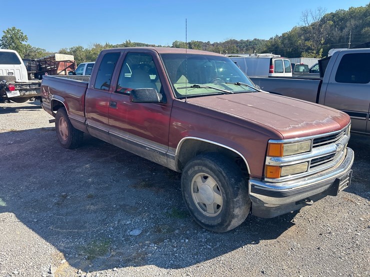 1998-chevrolet-k1500-image-3
