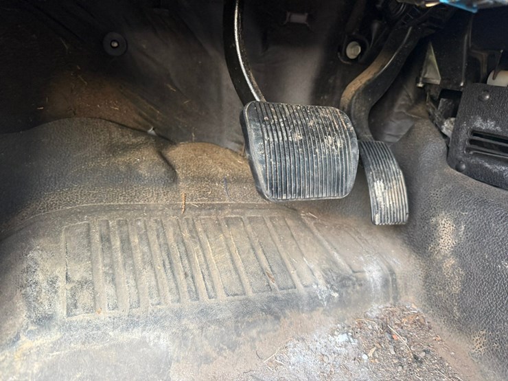 2014-ford-f150-xl-image-54