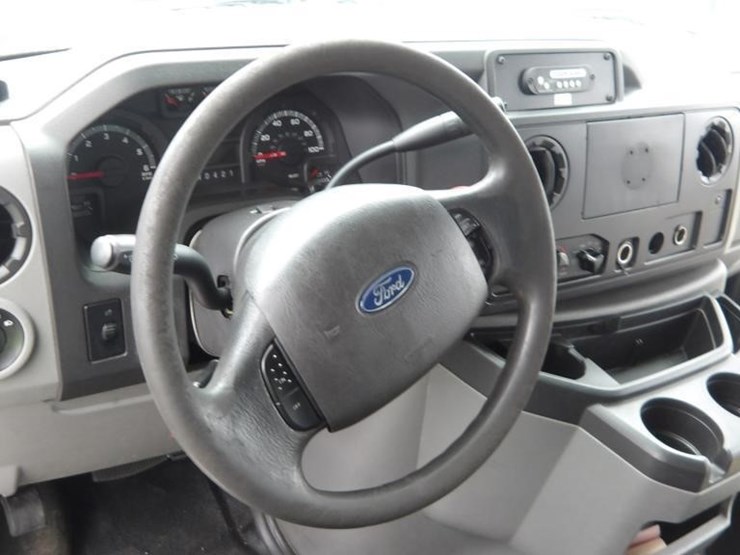 2017-ford-e450-image-20