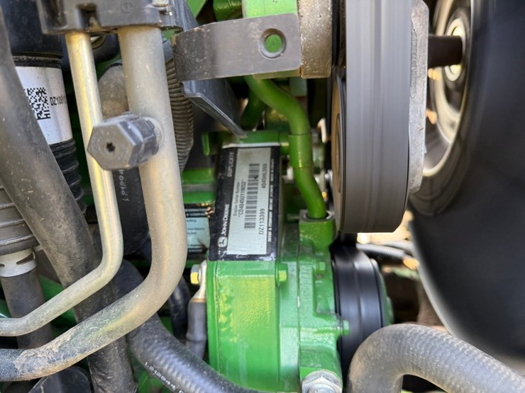 2017-john-deere-6110m-image-80