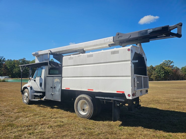 2005-international-durastar-4300-image-9