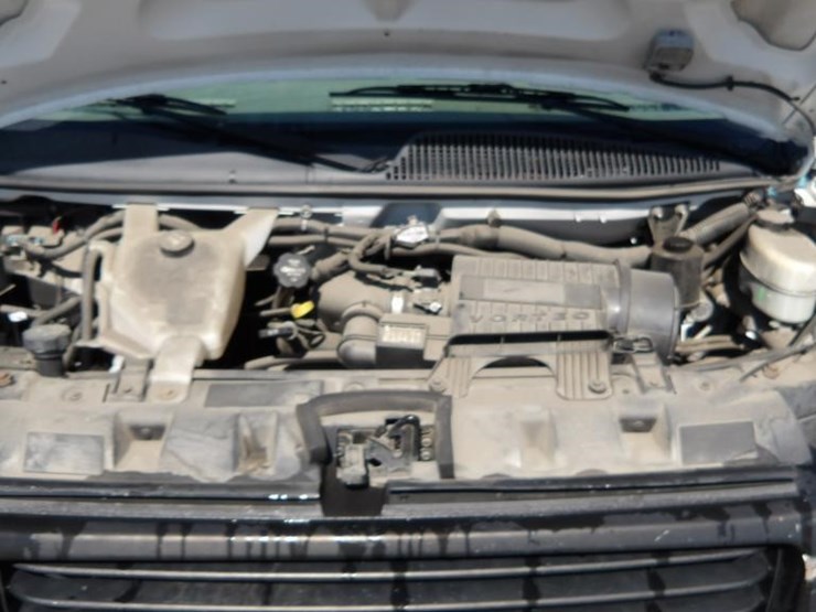 2016-utility-van-image-12