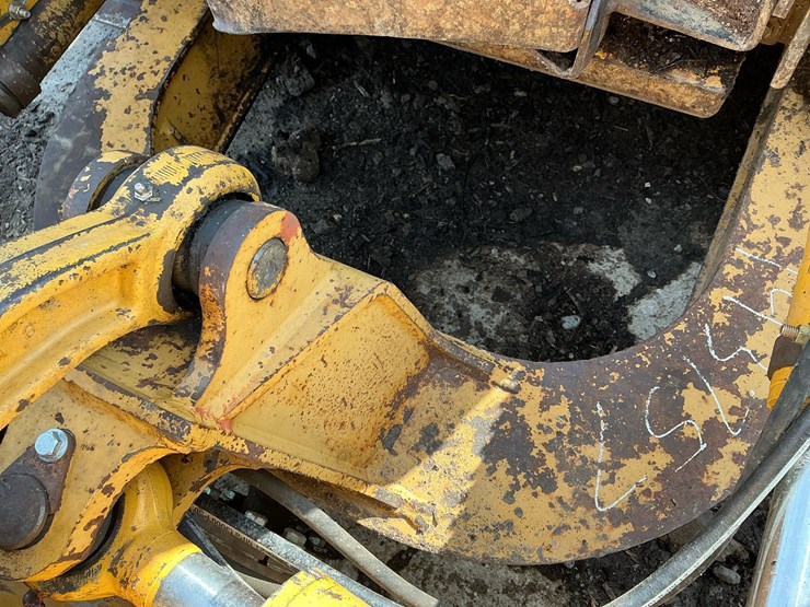 deere-650h-image-21