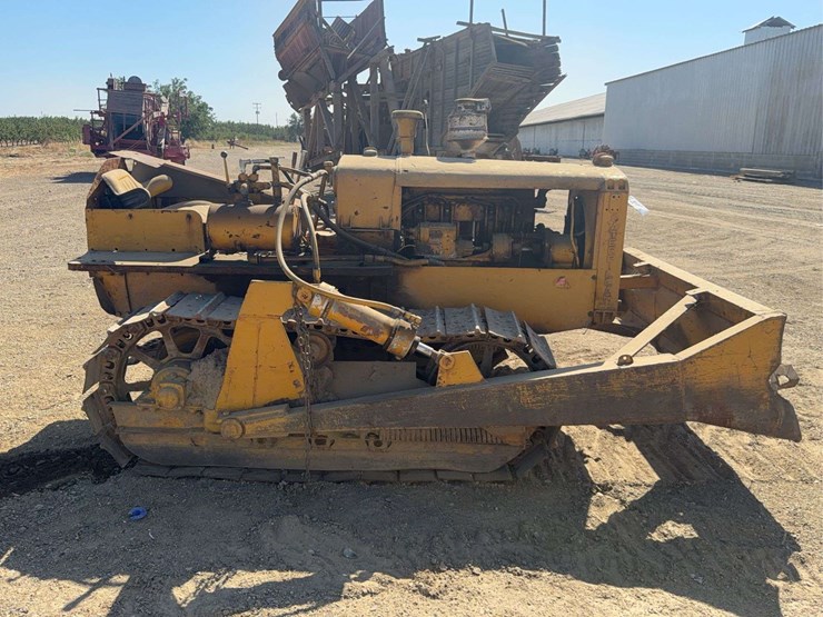 caterpillar-28-image-6