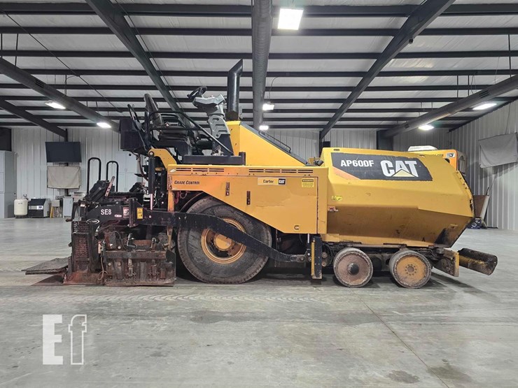 2016-caterpillar-ap-600f-image-6