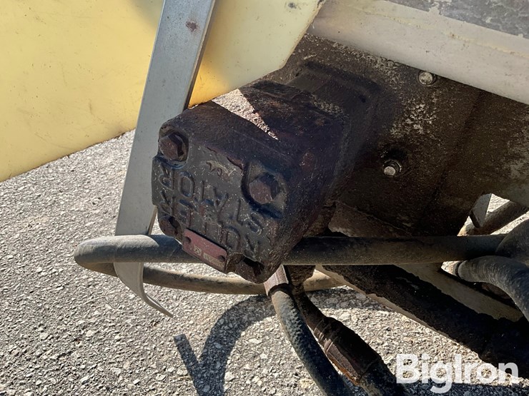 8’-stainless-steel-truck-salt/sand-spreader-attachment-image-15