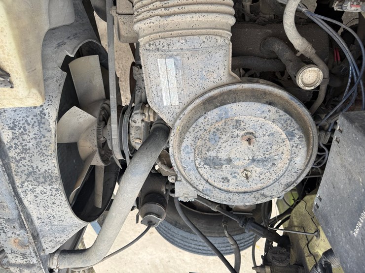 #10597-•-*inop-1998-gmc-c7500-daycab-s/a-grabage-truck-1gdl7h1p7wj519418-inv#10597-image-33