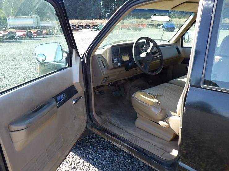 1994-chevrolet-2500-image-17