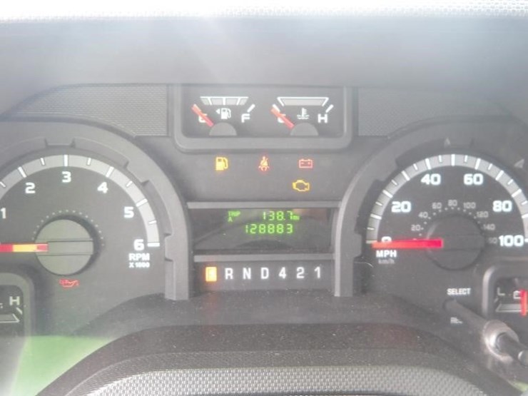 2016-ford-e450-image-21