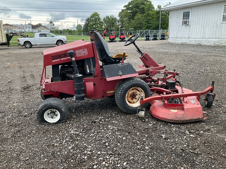 toro-groundsmaster-325d-image-3