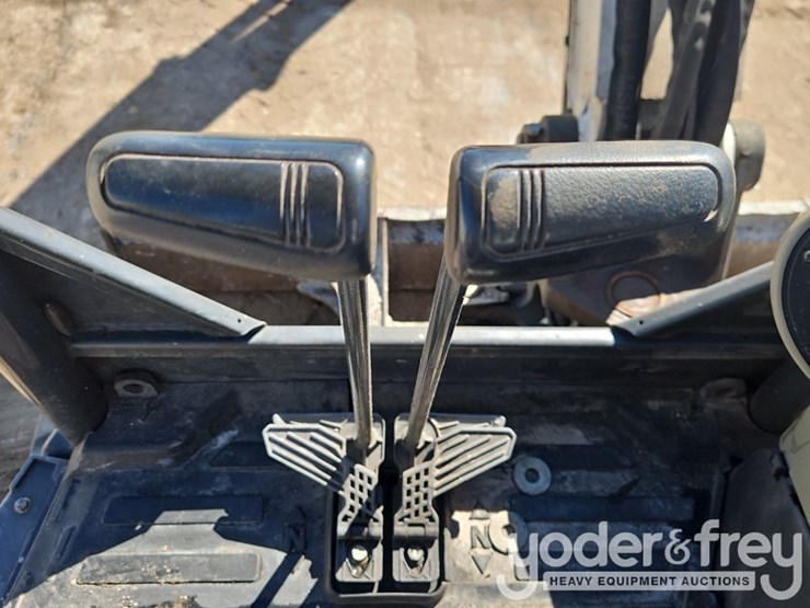 2019-bobcat-e35-image-34