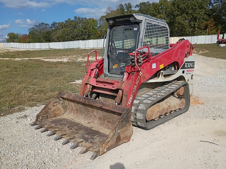 2017-takeuchi-tl12v2-image-1
