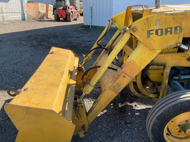 ford-3400-image-12