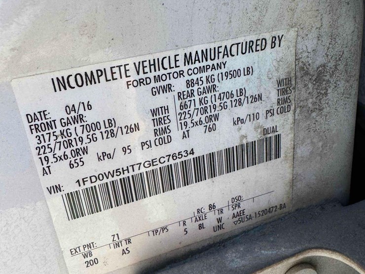 2016-ford-f550-image-10