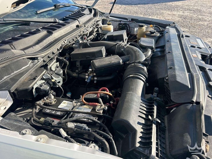 2022-ford-f350-image-8