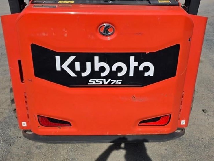 2025-kubota-ssv75-image-19