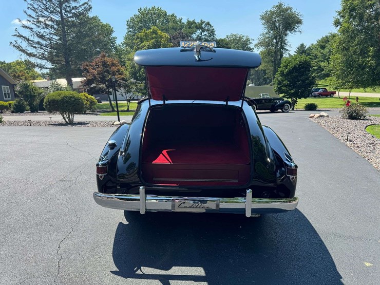 1939-cadillac-series-90-v-16-convertible-coupe-image-53
