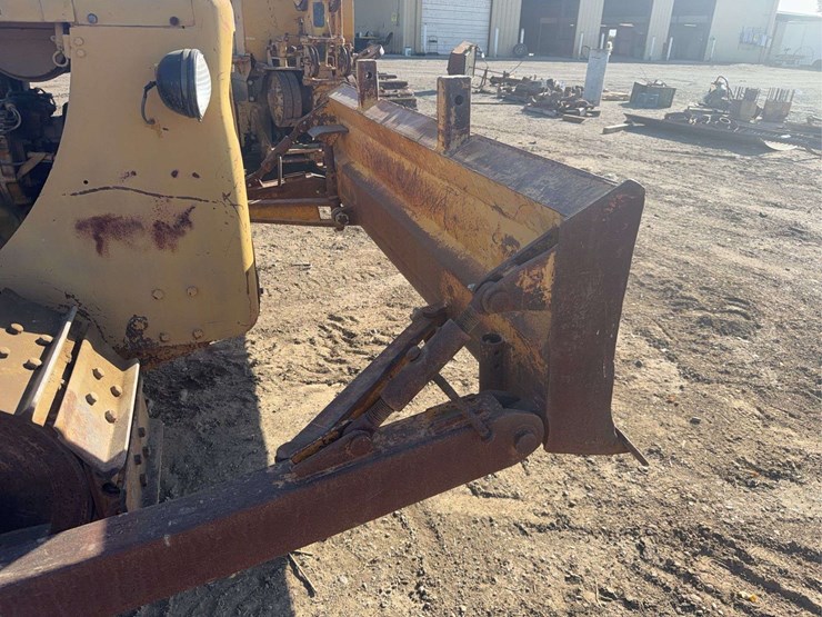 caterpillar-d4d-image-39