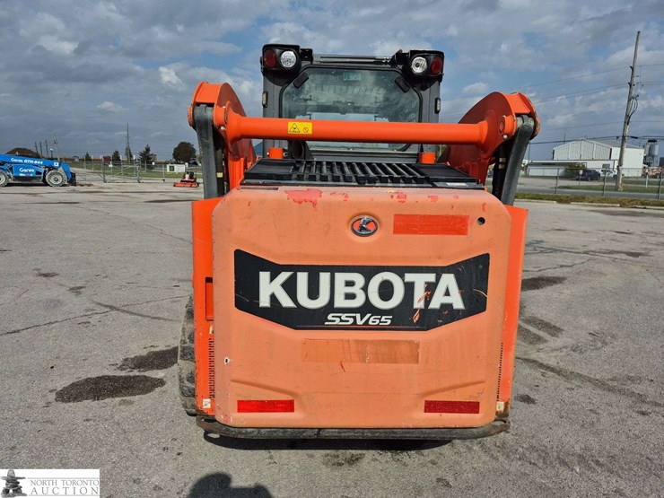 2018-kubota-ssv65-image-6