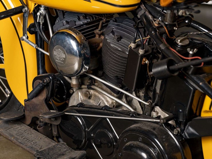1938-harley-davidson-caterpillar-package-van-tribute-image-24