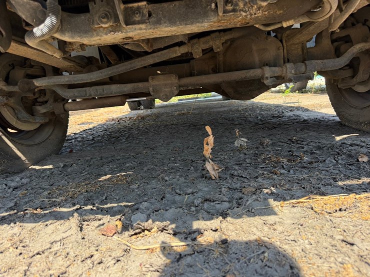 2004-ford-f450-image-34