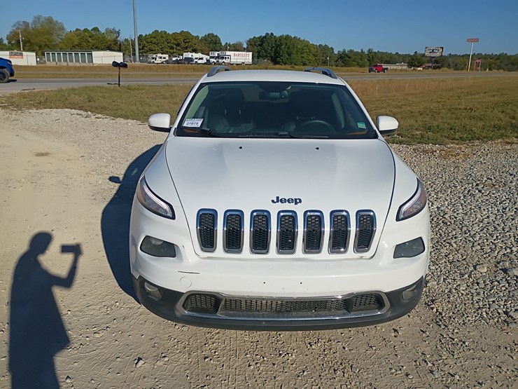 2014-jeep-cherokee-image-12