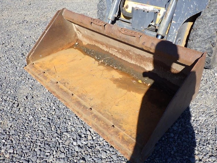 deere-318g-image-19
