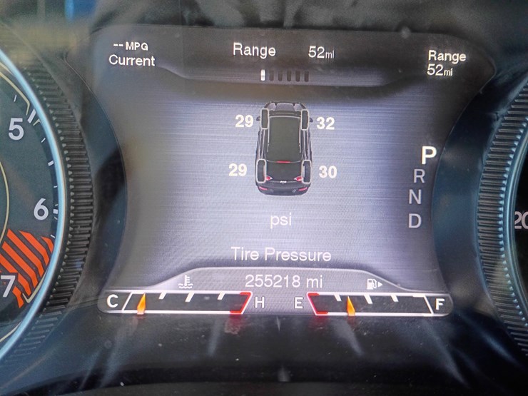 2014-jeep-cherokee-image-46