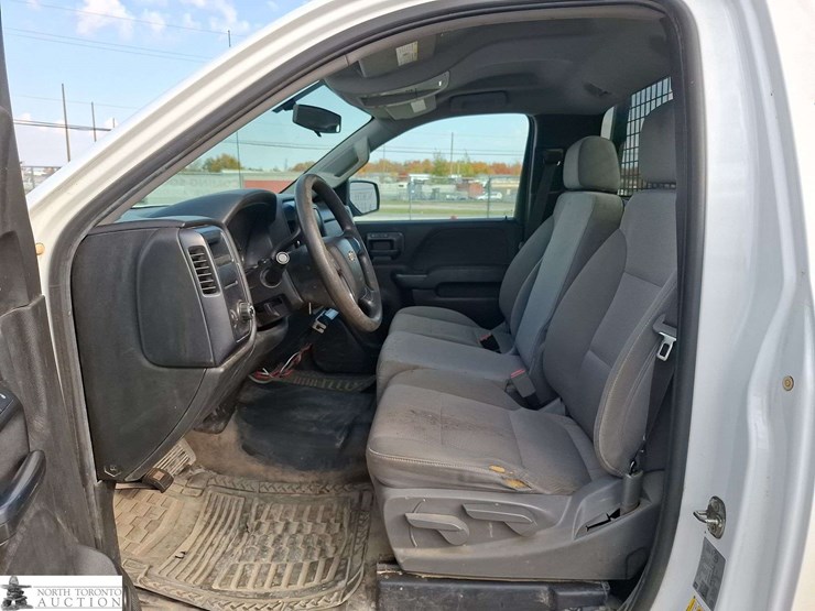 2018-chevrolet-silverado-1500-image-10