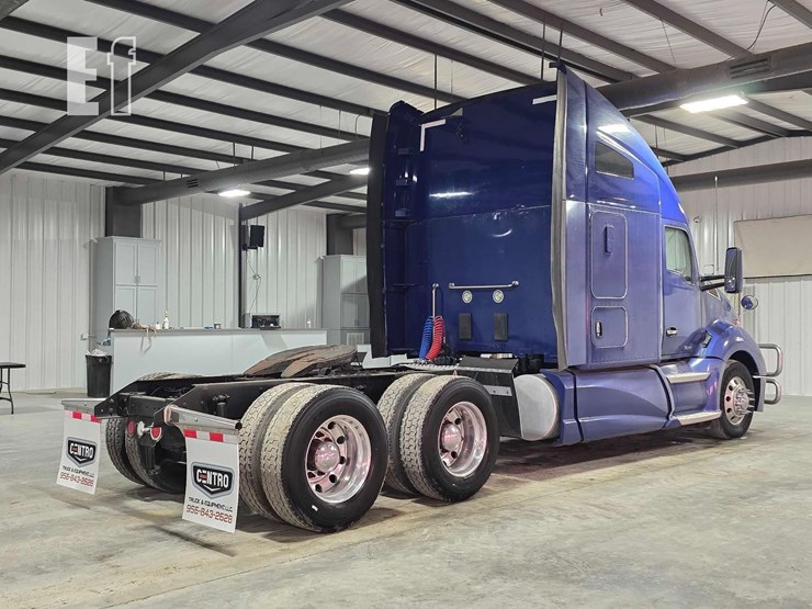 2015-kenworth-t680-image-3