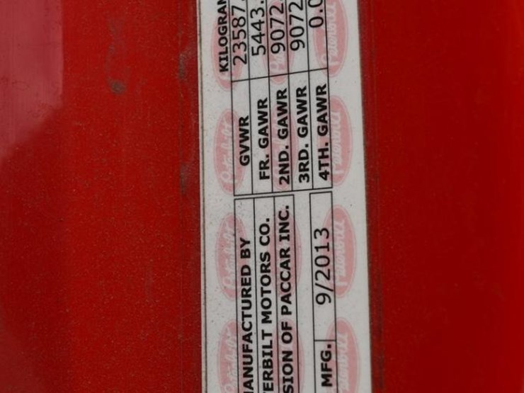 2014-peterbilt-579-image-38