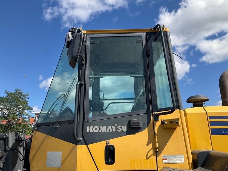 2016-komatsu-wa200-7-image-31