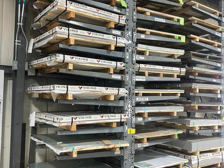 dual-sided-cantilever-rack,-16'x-44"-x-105"-(no-contents)-image-2